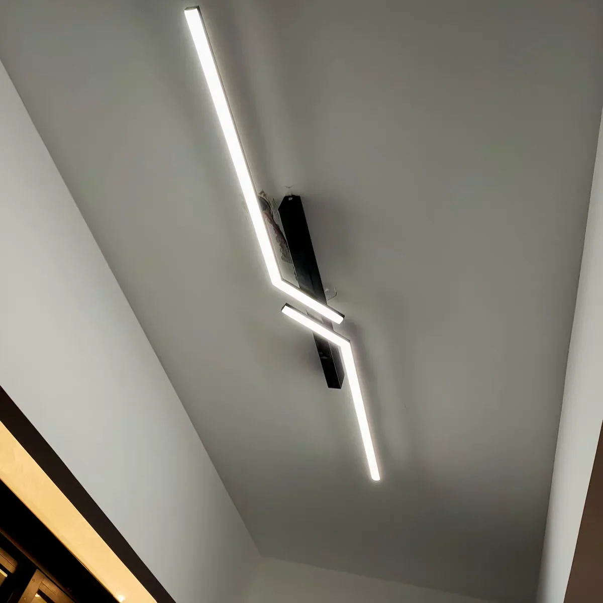 Lámpara de techo Led moderna para pasillo, luces de techo para dormitorio, vestíbulo, comedor, Simple, color negro